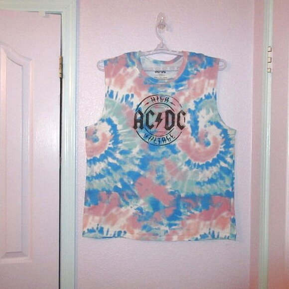 AC/DC High Voltage T-Shirt Size 2XL Distressed Graphic Muscle Sleeveless Rock - Picture 1 of 7